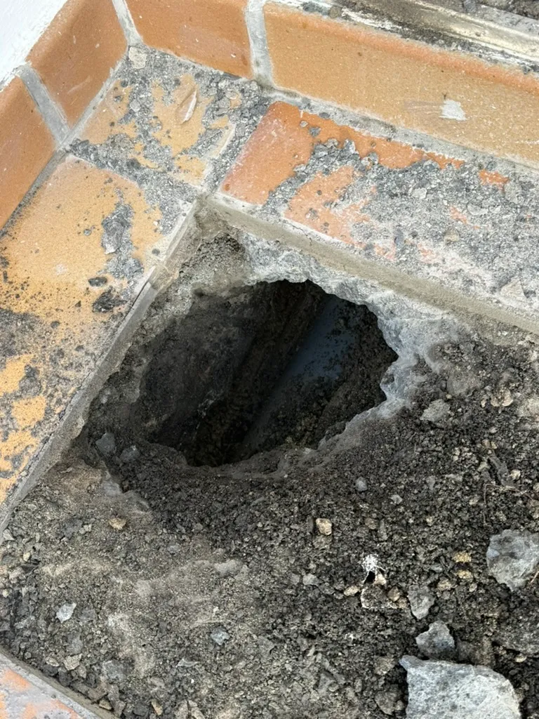 Minimal excavation through single tile