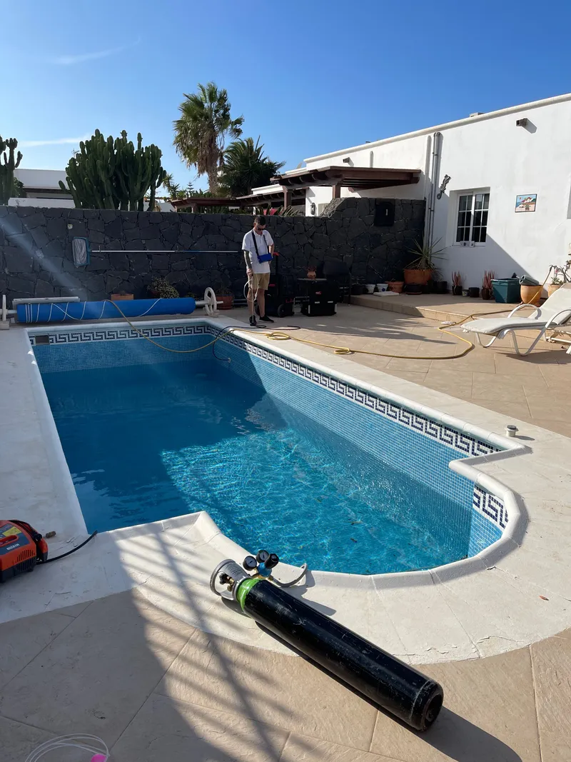 Swimming Pool Leak Detection Lanzarote