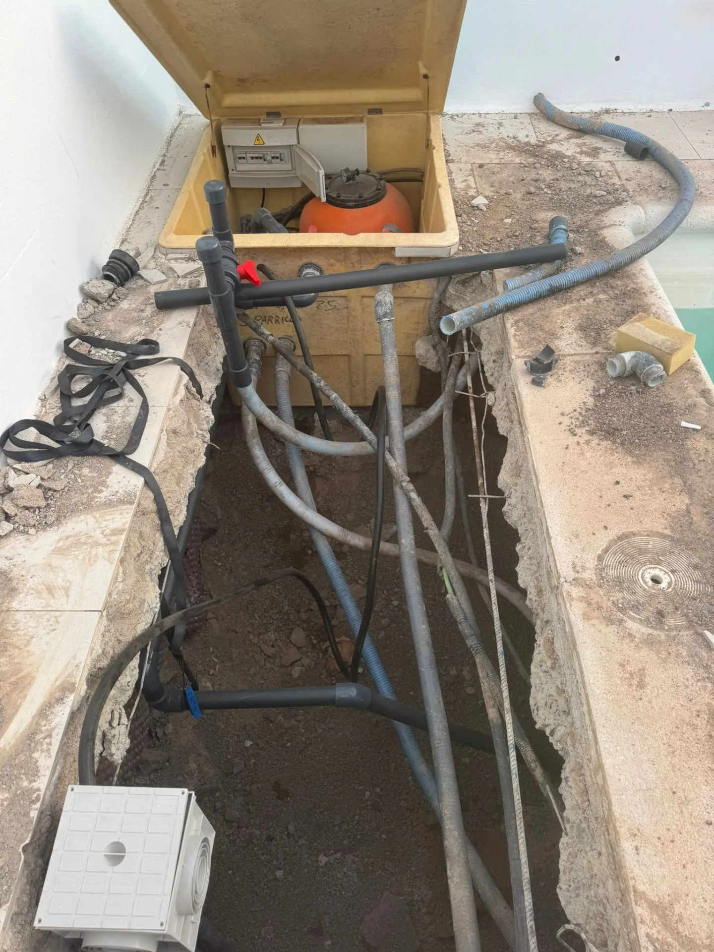 Pool Leak Repair Lanzarote - work example 4